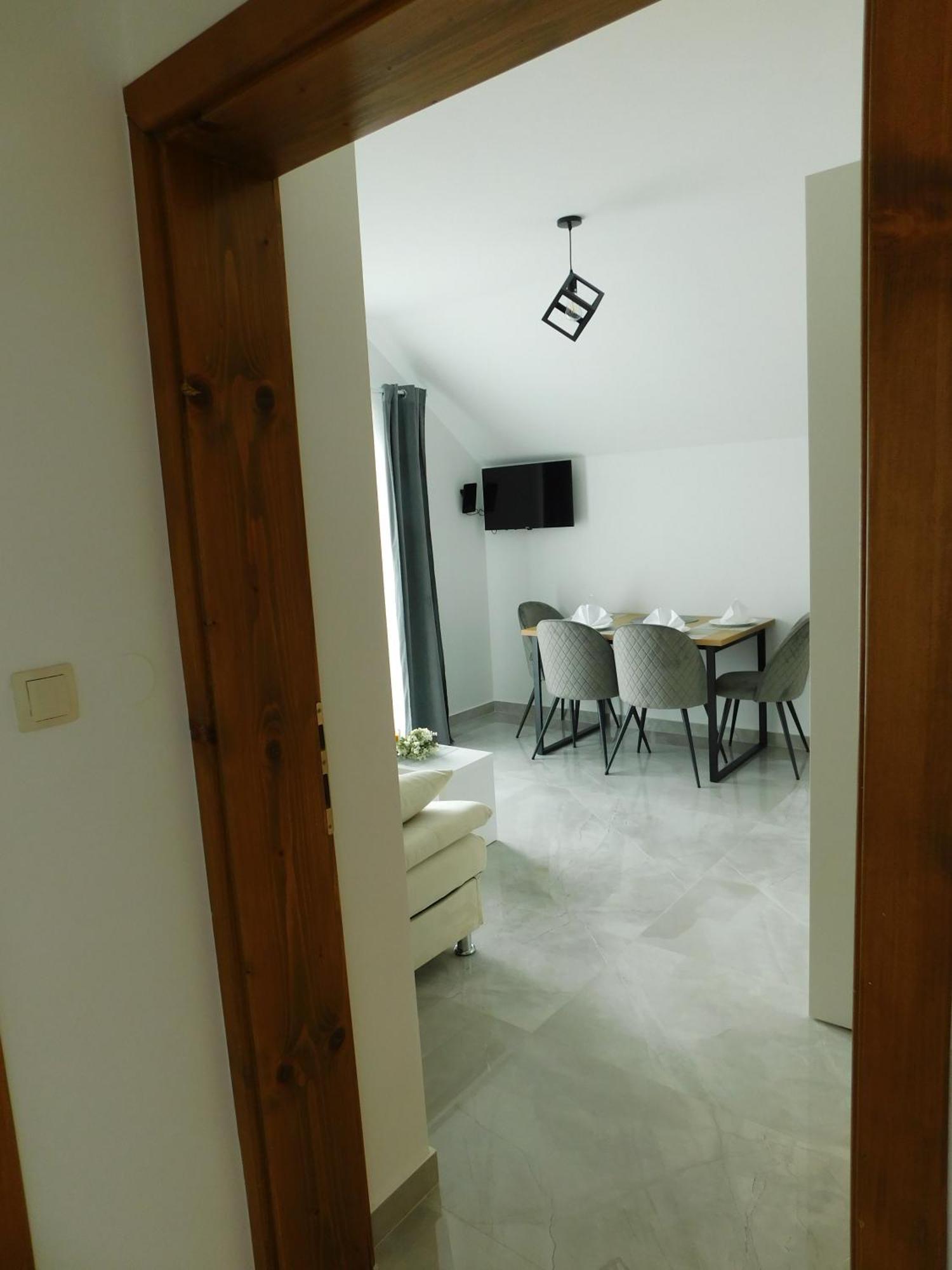 Apartman Nativis Otočac Eksteriør billede