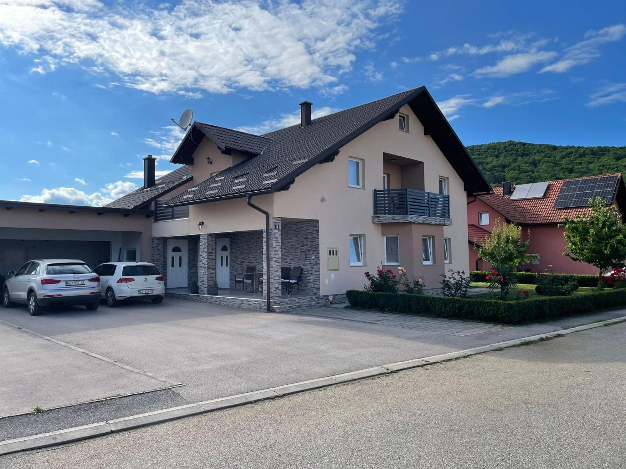 Apartman Nativis Otočac Eksteriør billede